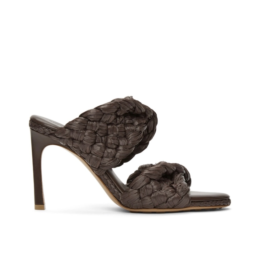 BRAND NEW Bottega Veneta Brown Raffia ‘The Curve’ Heeled Sandals 38